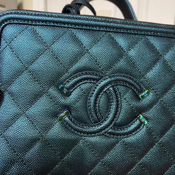 CHANEL Handbags - Chanel Vanity Case